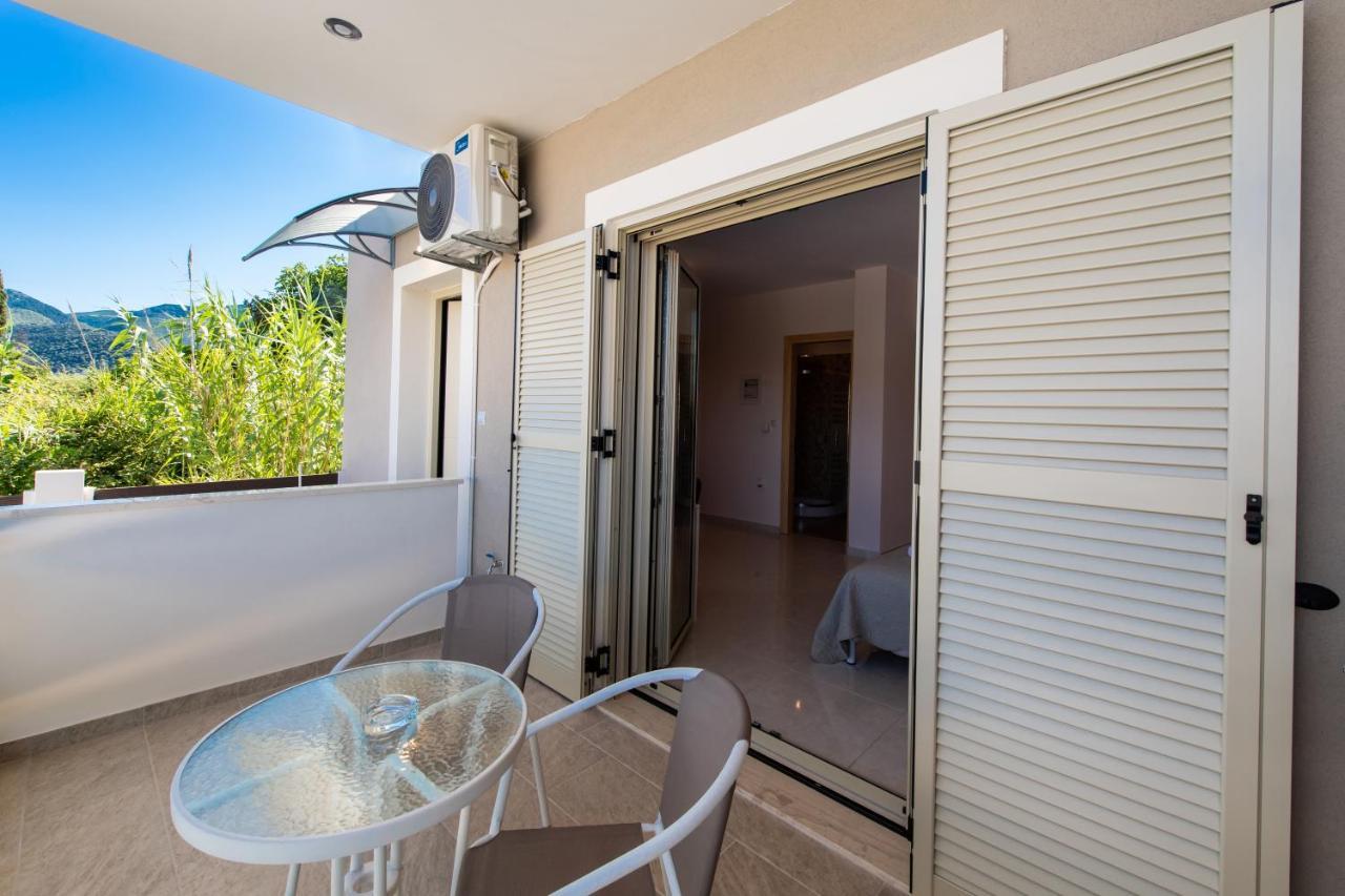 Bounatsa Studios & Apartments Nydri  Bagian luar foto